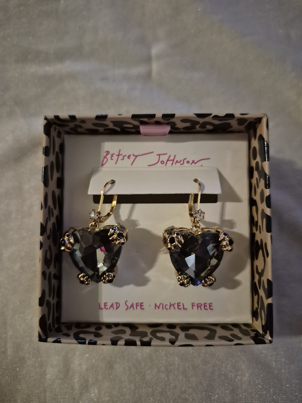 Betsey Johnson Leopard Claw Heart Earrings With Black Crystal